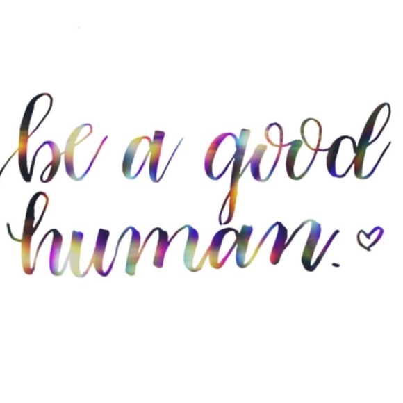 Meet your Posher, Angela! - Picture 2 of 3